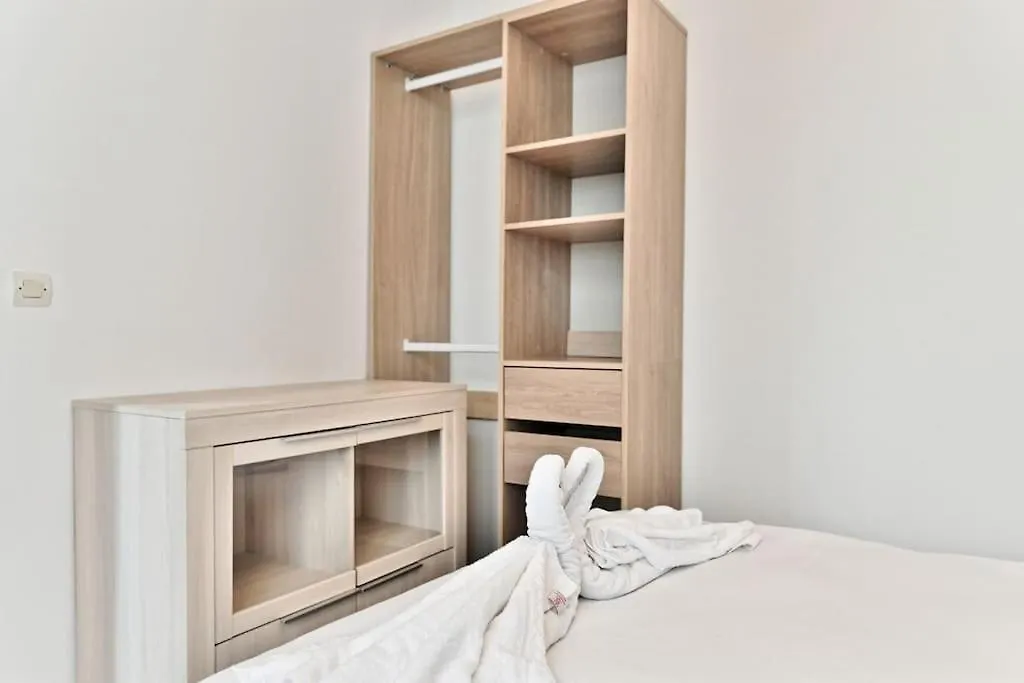 Apartament Proche Mairie 10eme Arrondissement